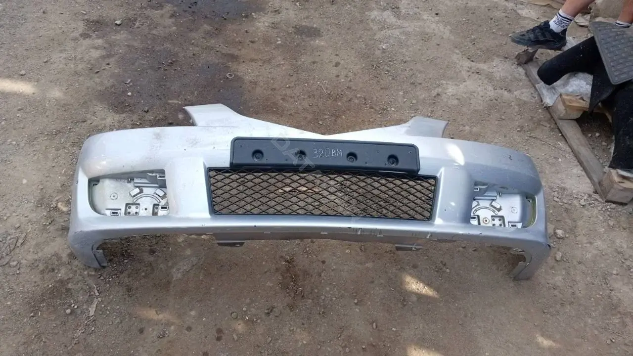 Передний бампер 320BM