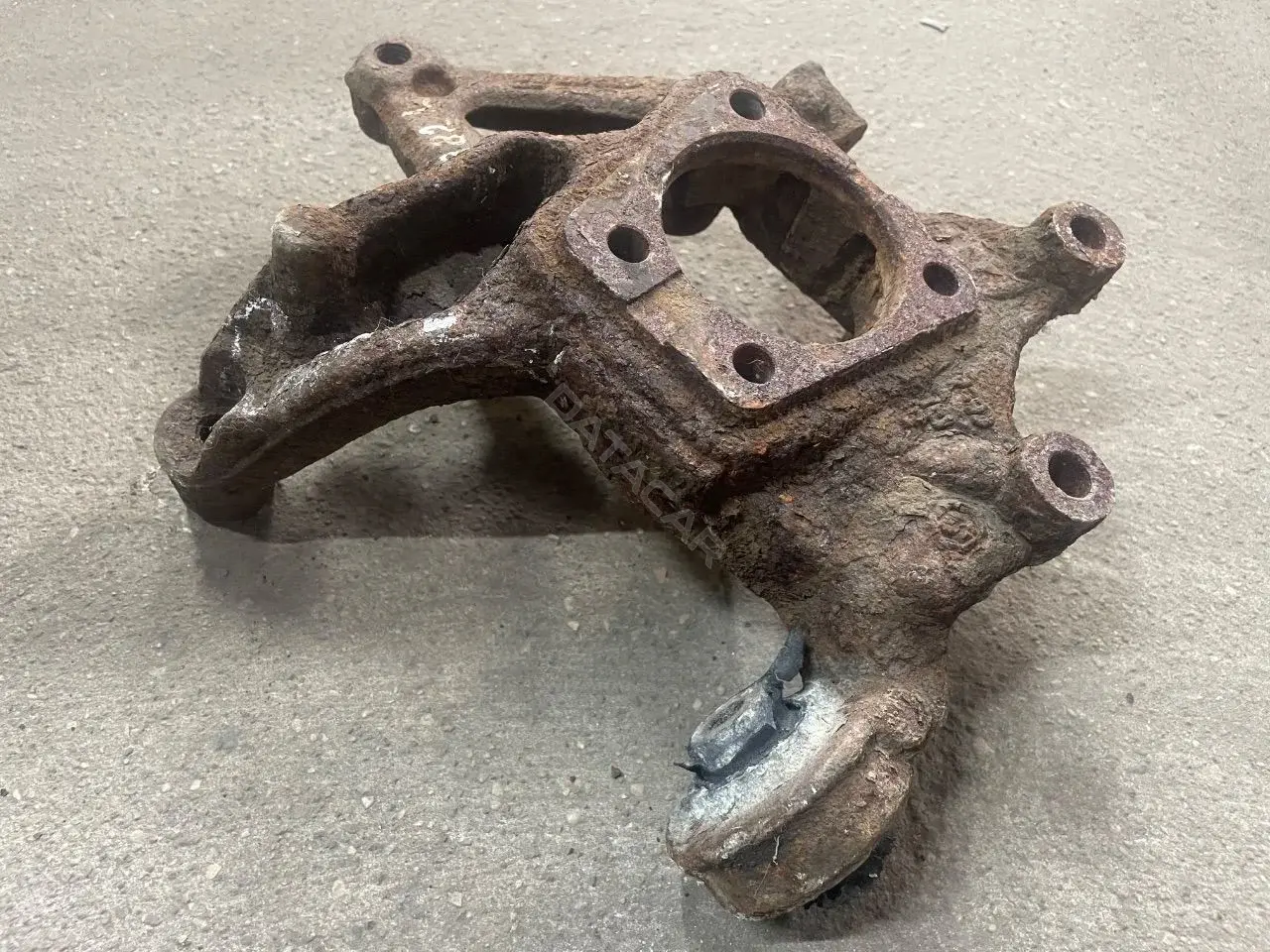 Поворотный кулак 2492EOK