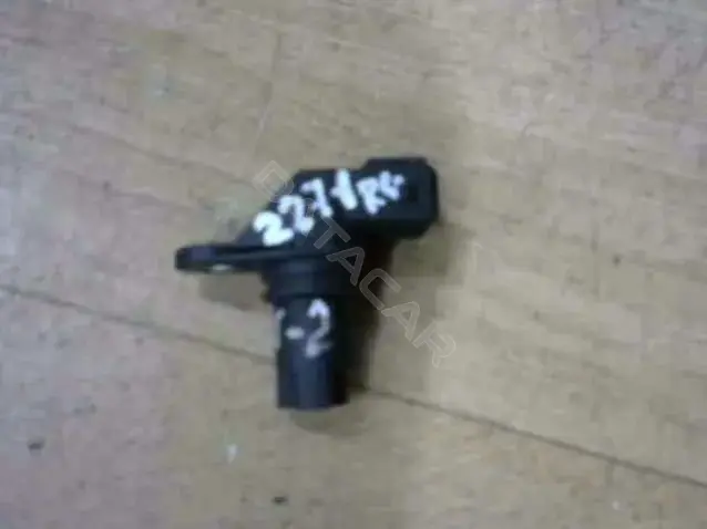 Датчик распредвала 8200370572