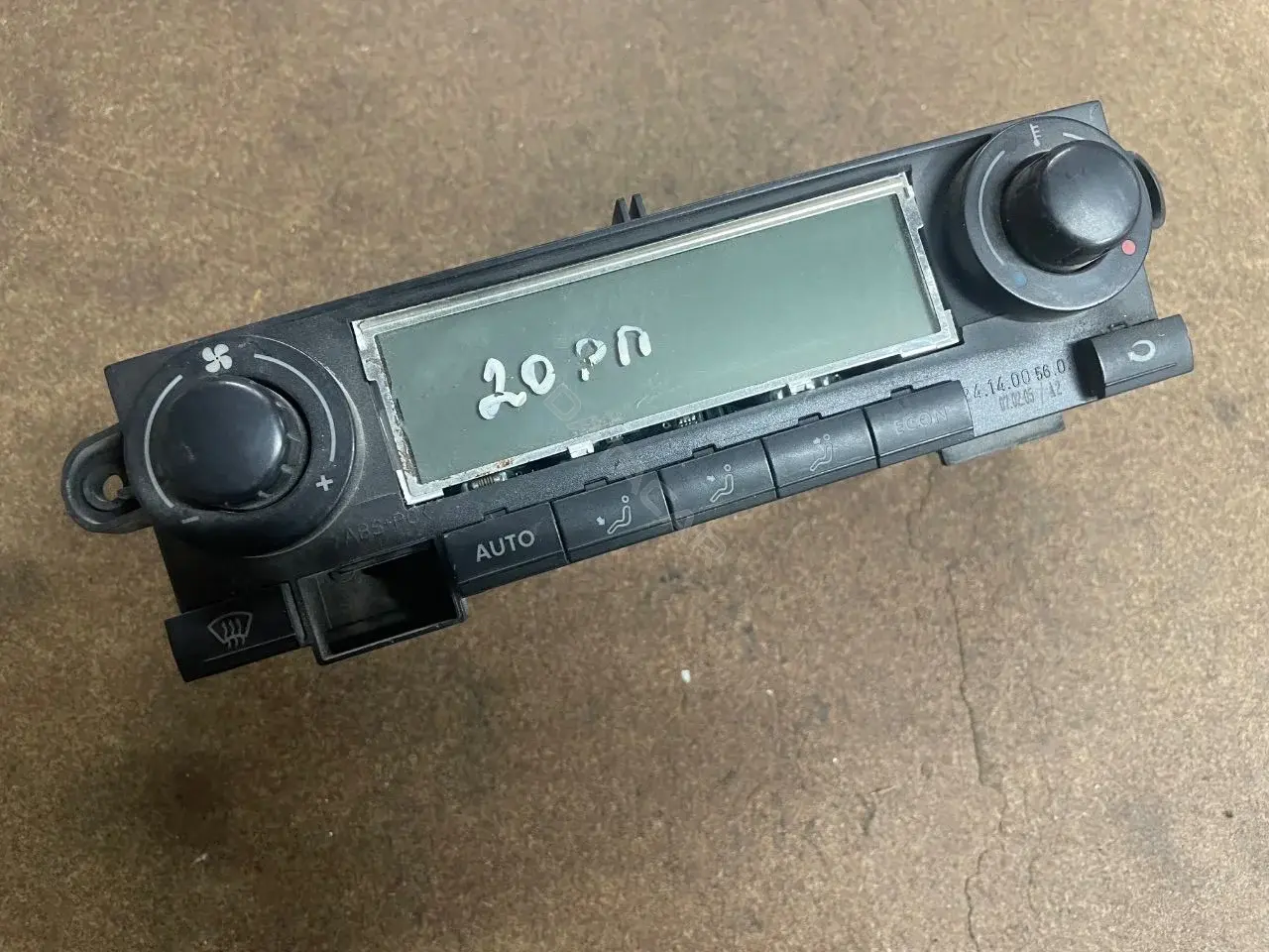 Блок управления климат-контролем 6L0820043B
