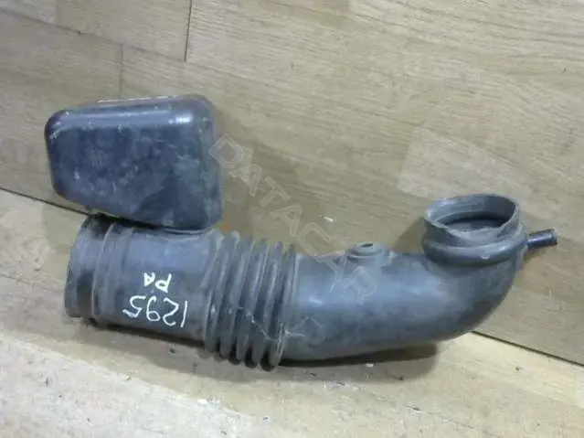 Патрубок воздушный 897174-891