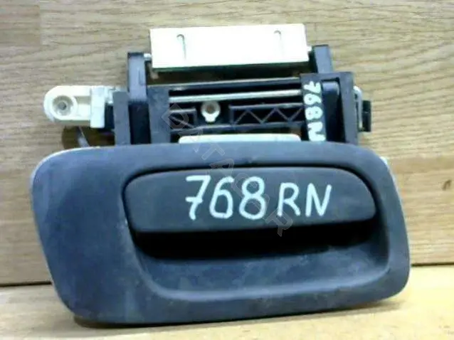 Ручка двери 768RN