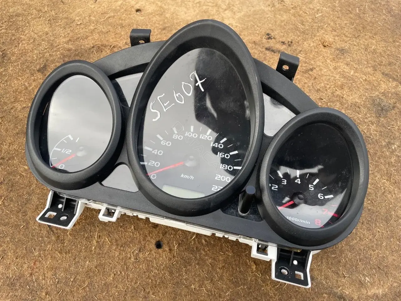 Панель приборов MM0038001