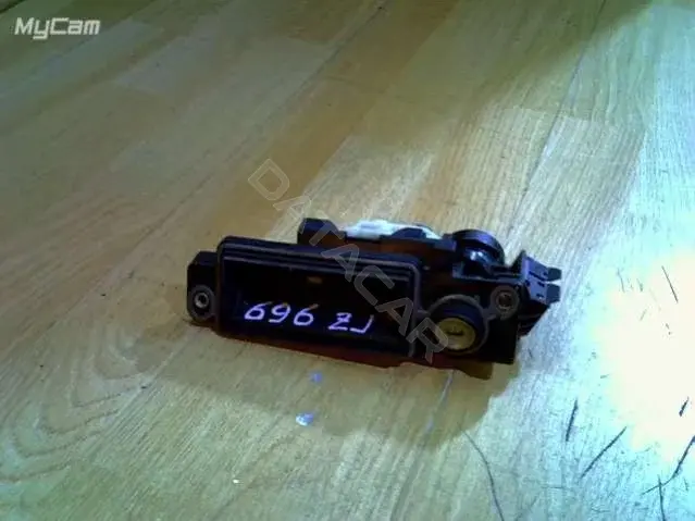 Замок крышки багажника 696ZJ