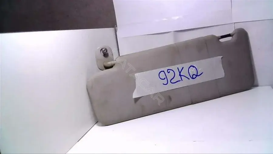 Козырек солнцезащитный 92KQ