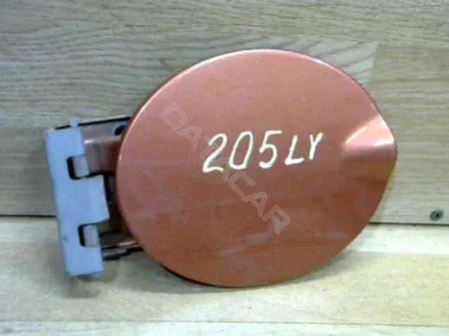 Крышка лючка топливного бака 205LY