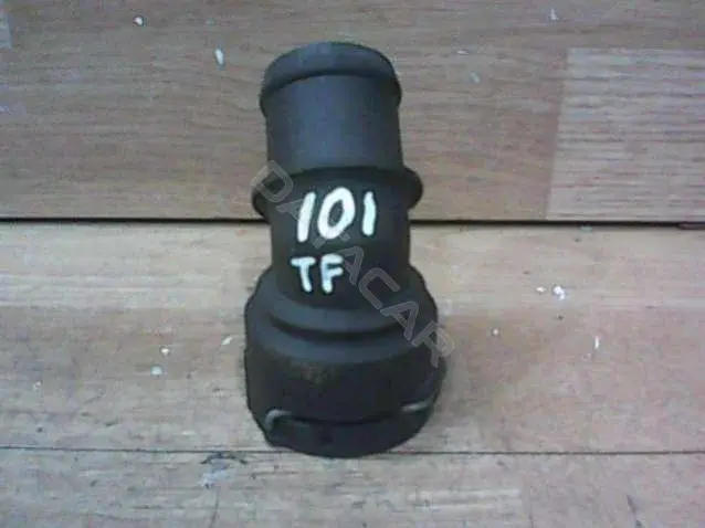 Фланец охлаждающей жидкости 101TF