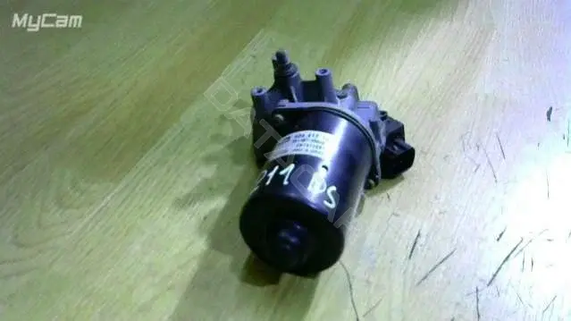 Мотор стеклоочистителя VALEO 404 417 85110-05040-B