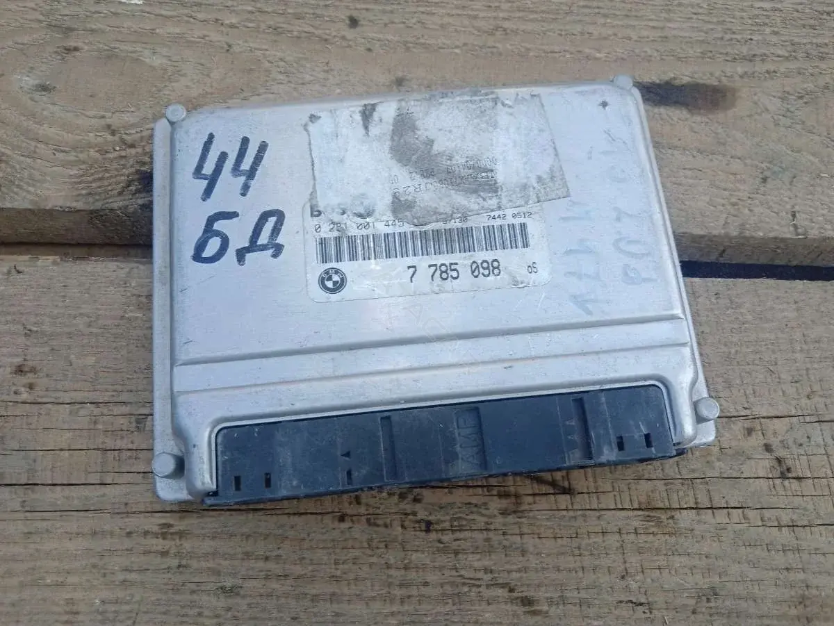Блок управления двигателем 0281001445, 7785098