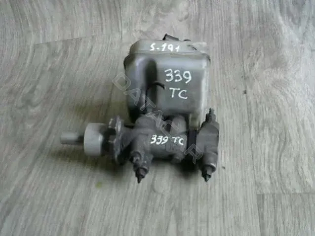 Главный тормозной цилиндр 339TC