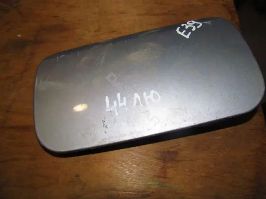Крышка лючка топливного бака 44LY