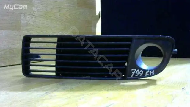 Решетка бампера / заглушка DN12550 4B0807681JL