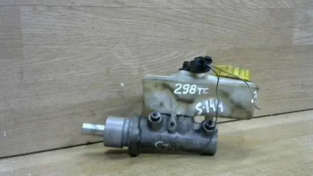 Главный тормозной цилиндр 298TC