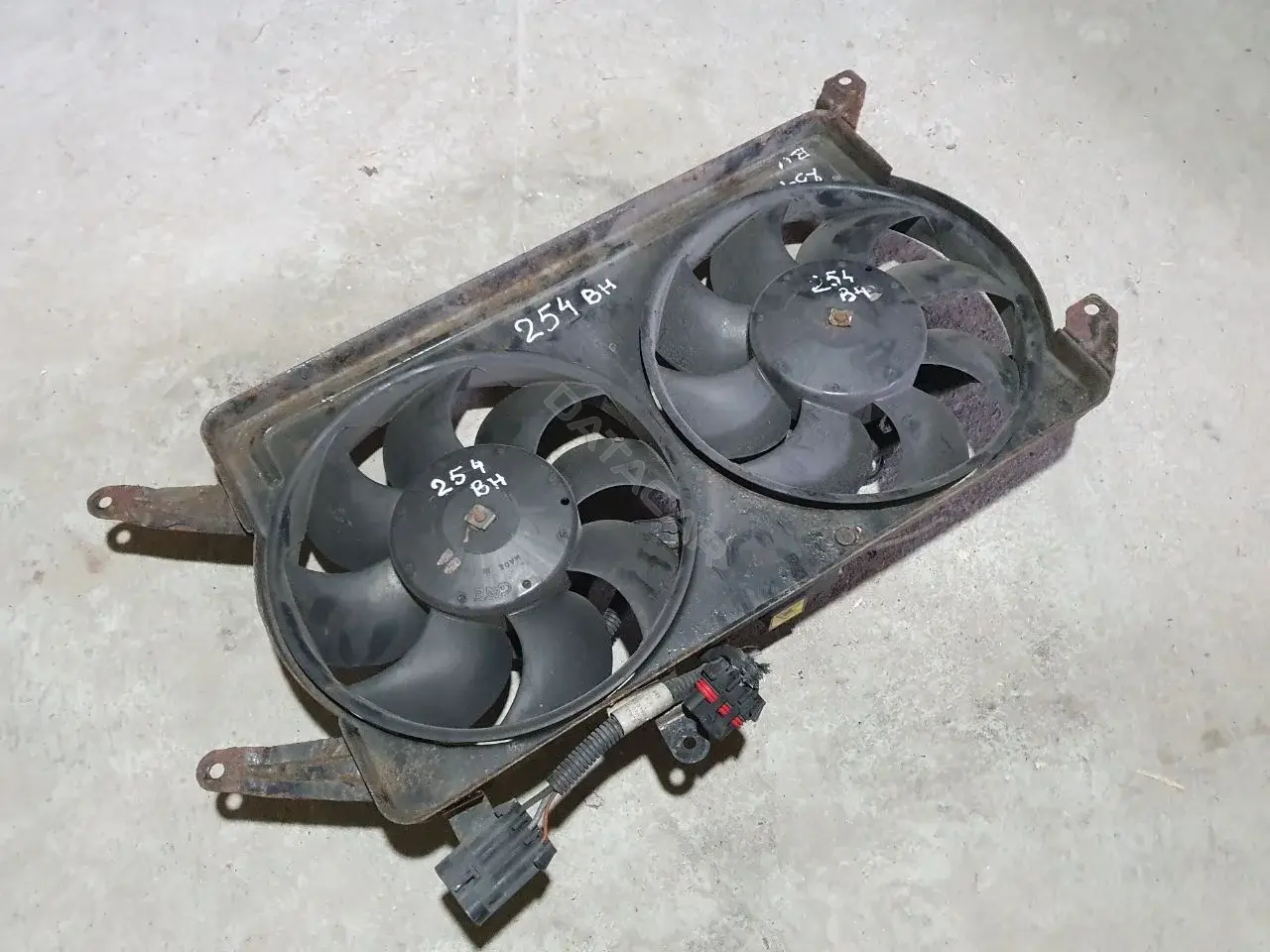Вентилятор радиатора 254VN