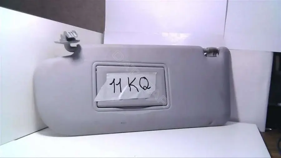 Козырек солнцезащитный 11KQ