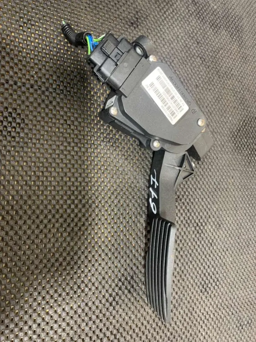 Педаль газа 617ZG