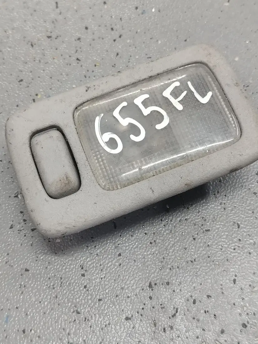 Плафон освещения салона 655EFL