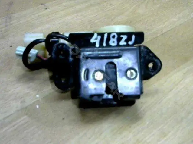 Замок крышки багажника 418ZJ