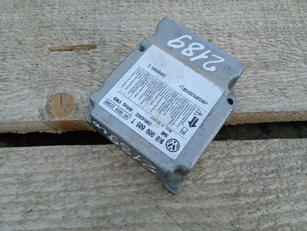 Блок управления подушками безопасности 1K0909605T