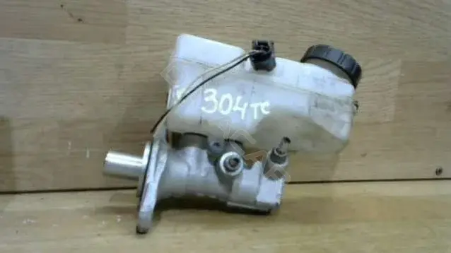 Главный тормозной цилиндр 304TC