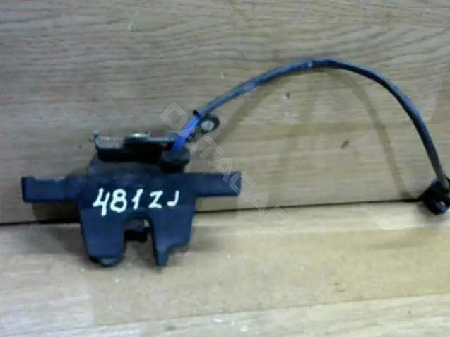 Замок крышки багажника 481ZJ