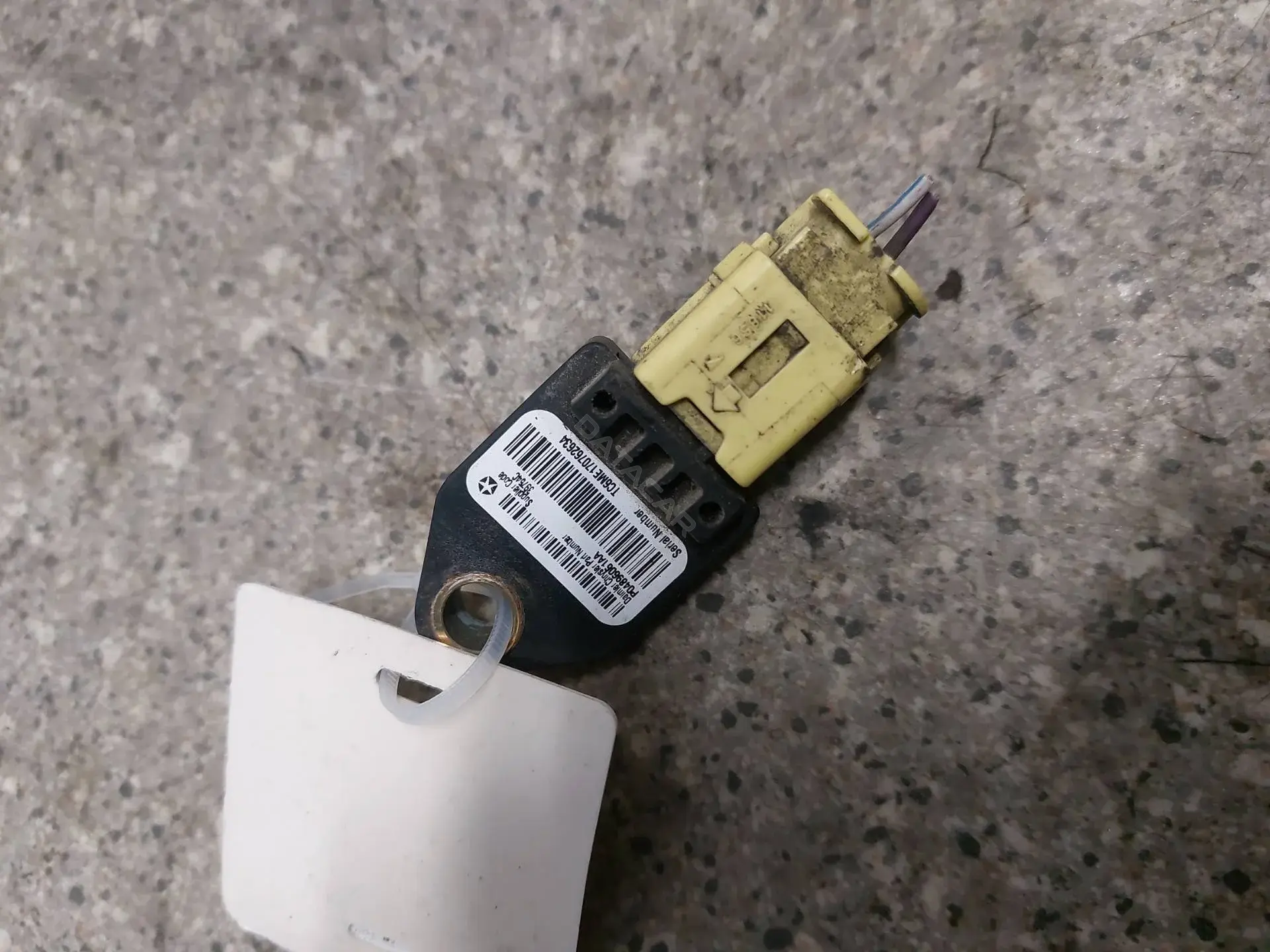 Датчик удара P04896061AA