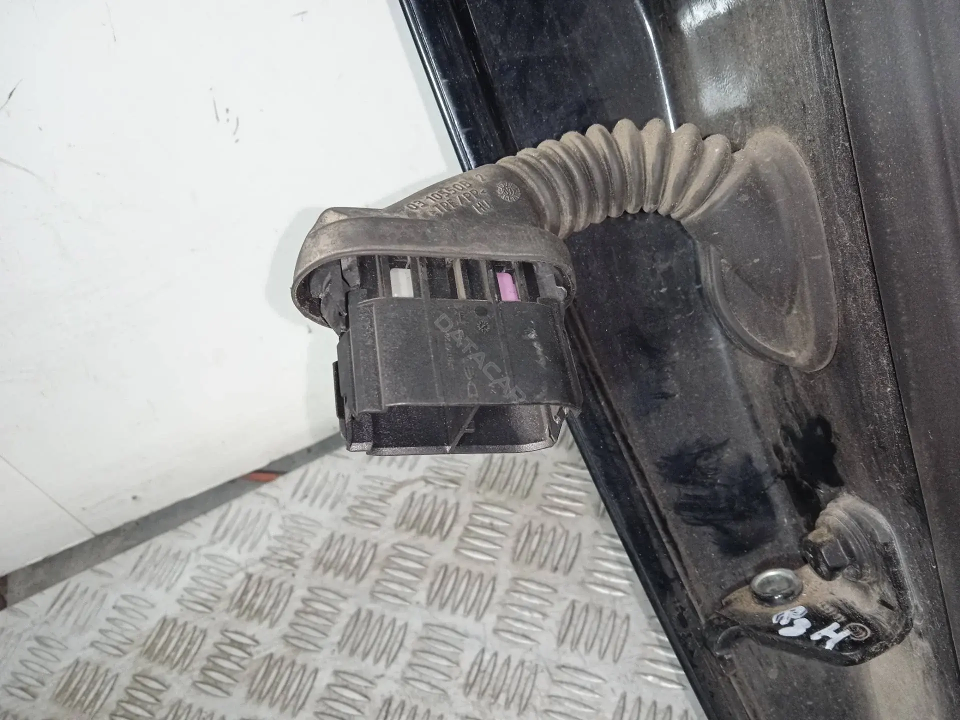 Проводка двери 46023041948