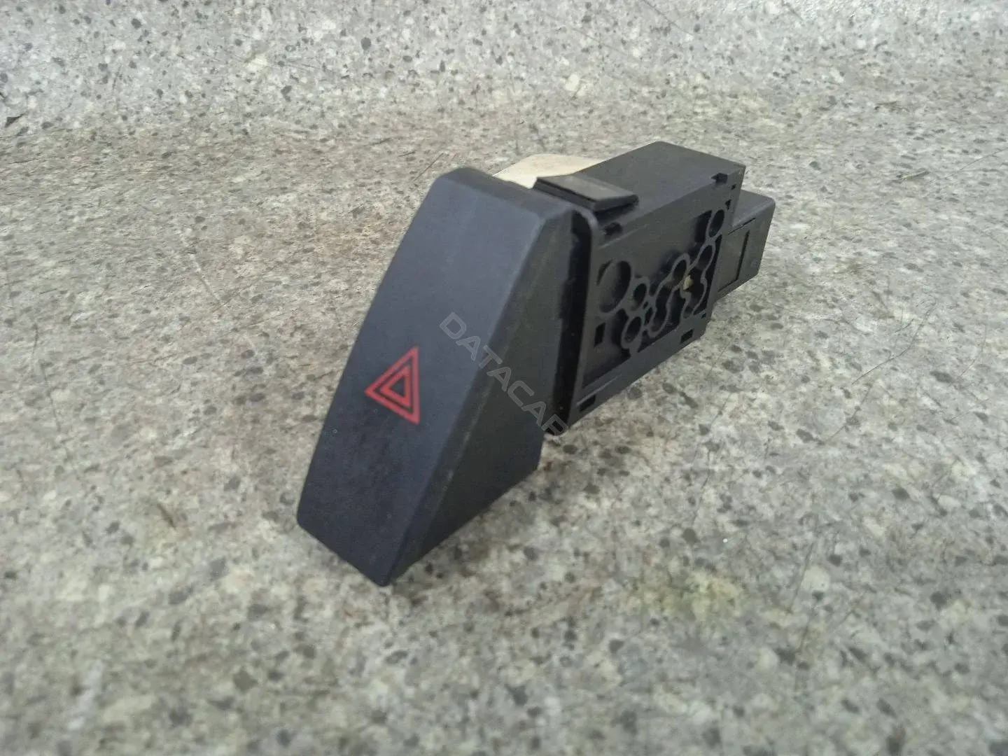 Кнопка аварийки GS1D664H0