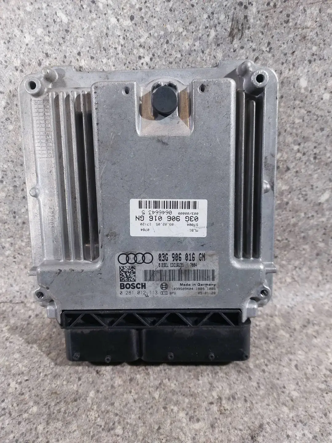 Блок управления двигателем 0281012113, 03G906016GN