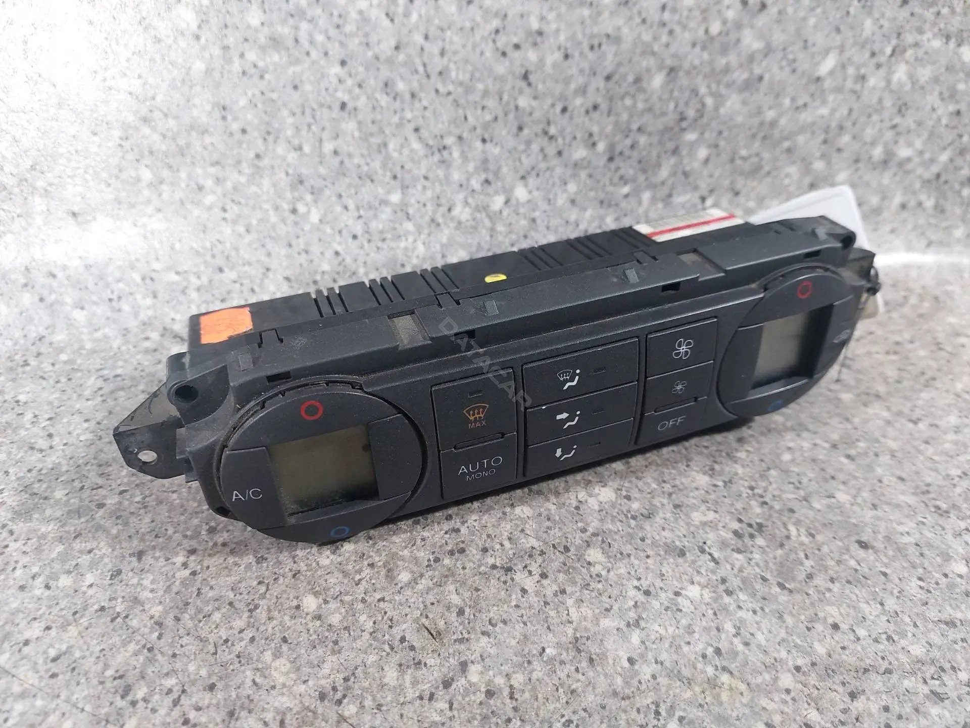 Блок управления климат-контролем 3M5T18C612AL