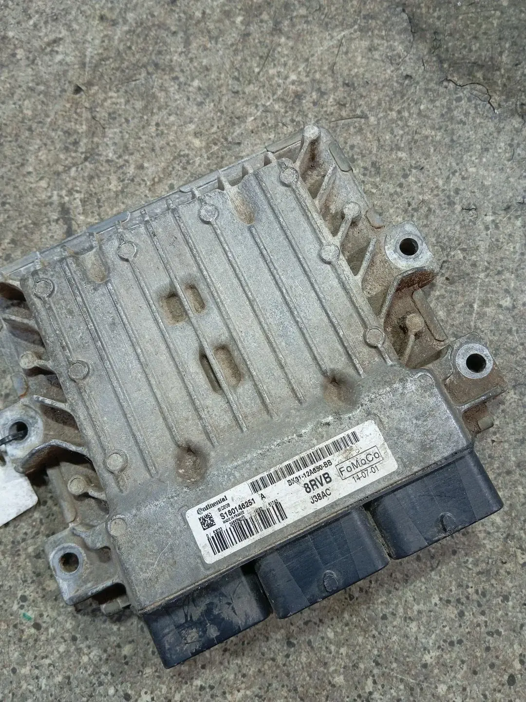 Блок управления двигателем BK3112A650BB, S180146251A