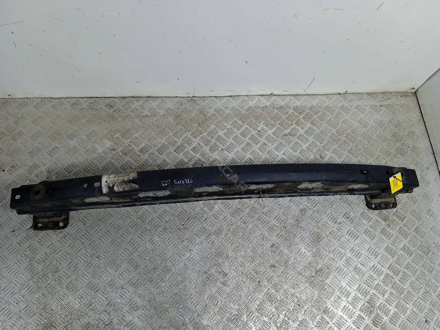 Усилитель бампера 7L6807309H