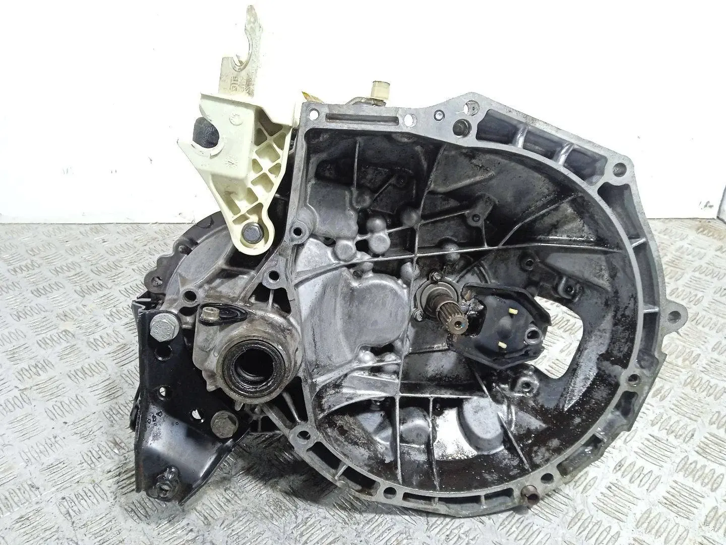 Механическая коробка передач (МКПП) 1017925, 20CQ46