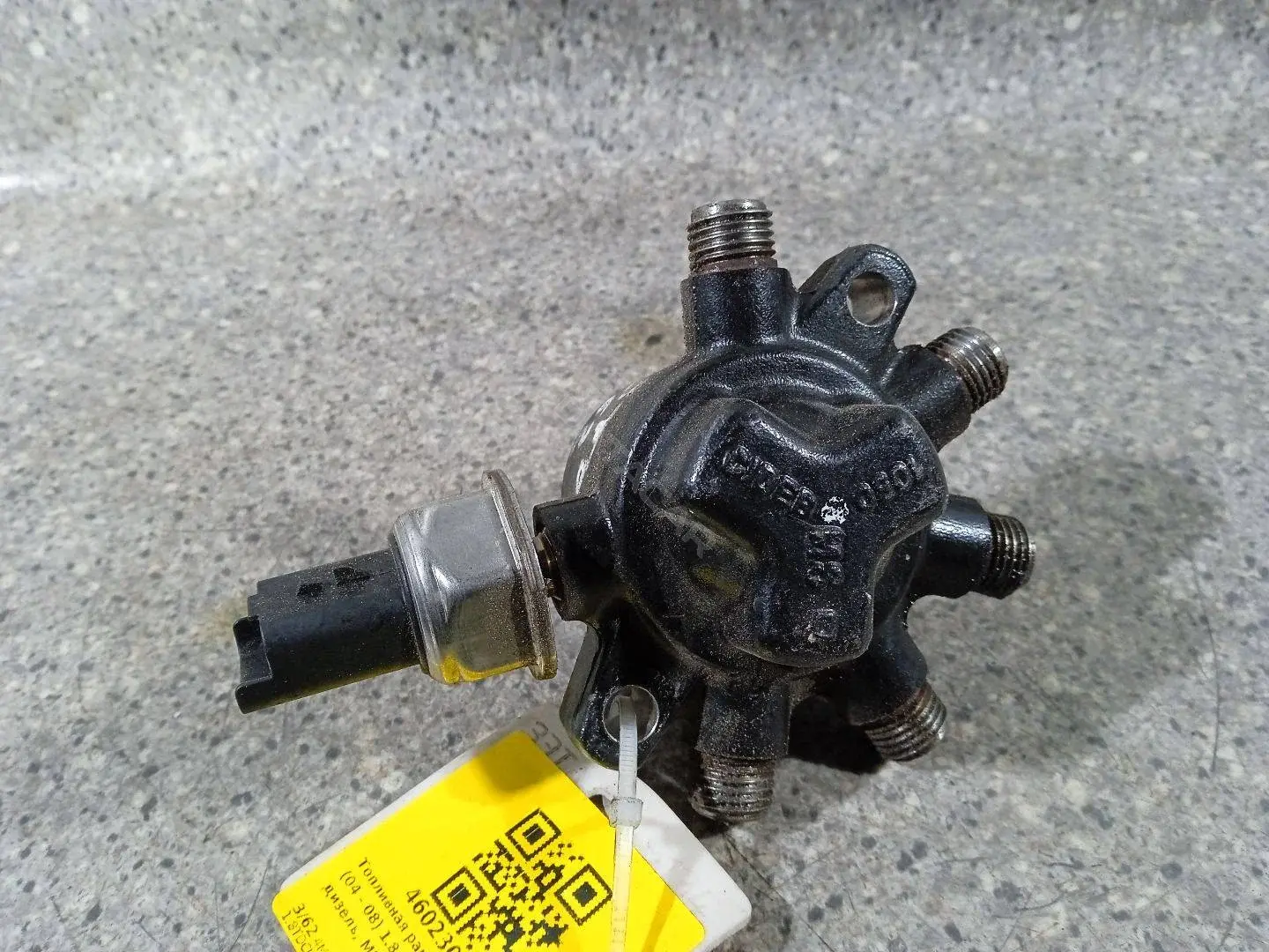 Топливная рейка 4M5Q-9D280DB, 5WS40039