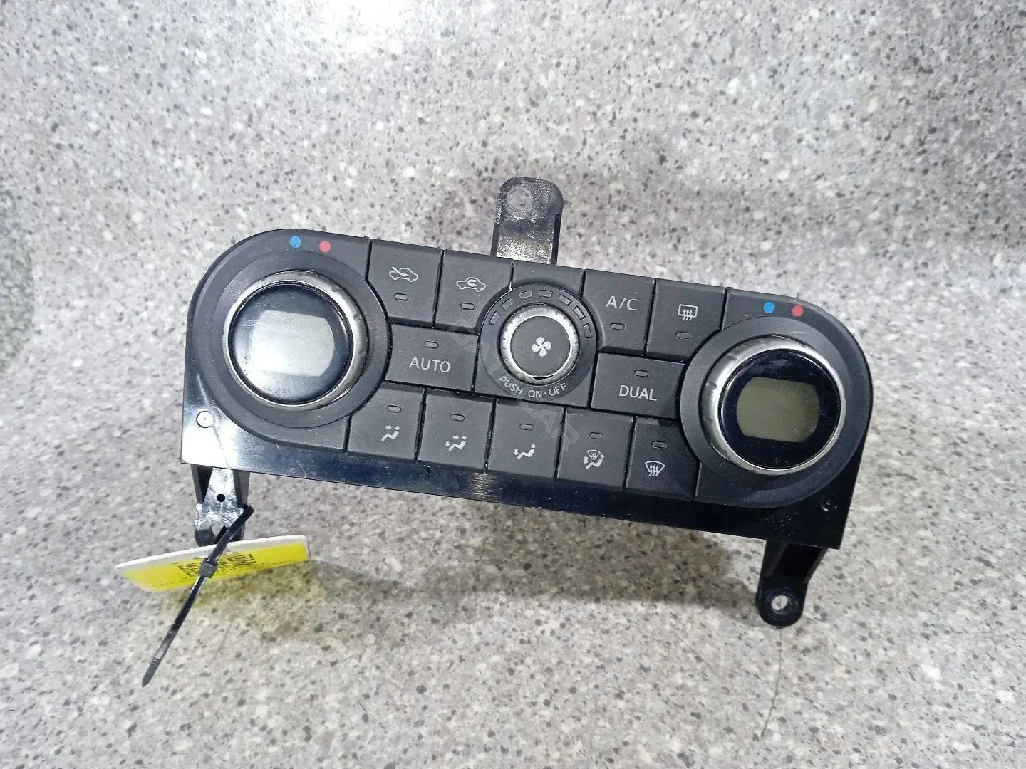 Блок управления климат-контролем 27500JD45C, C8819