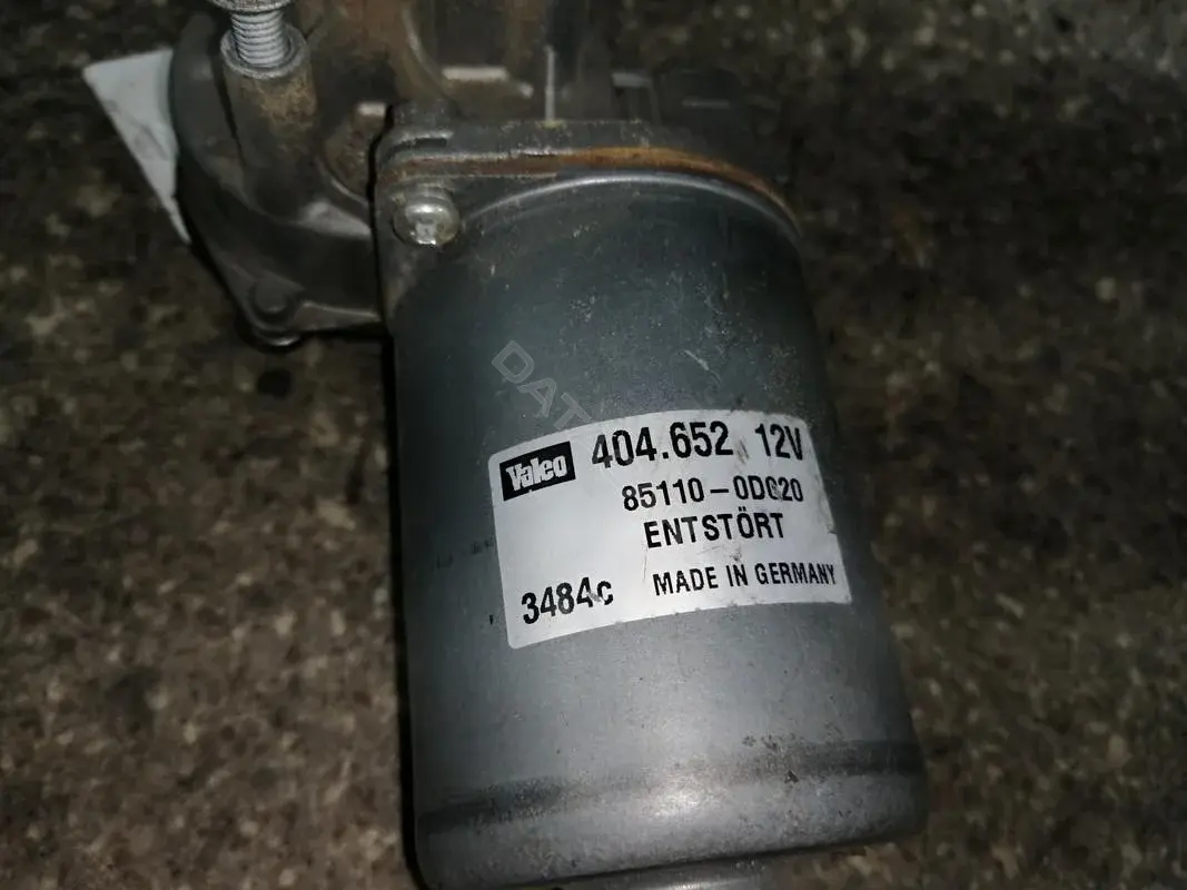 Мотор стеклоочистителя 404652, 85110-0D020