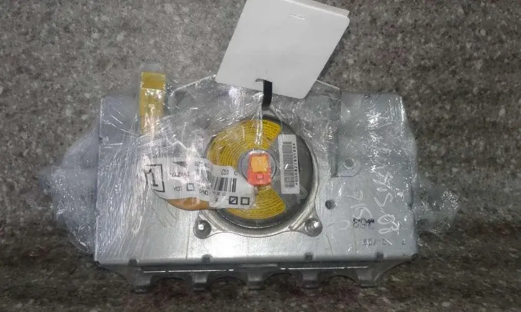 Подушка безопасности 12642061002