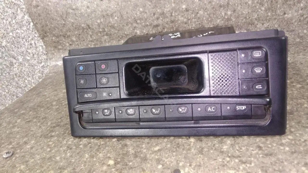 Блок управления климат-контролем 01734011002