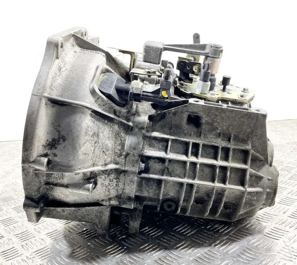 Механическая коробка передач (МКПП) 3M5R7002-YF