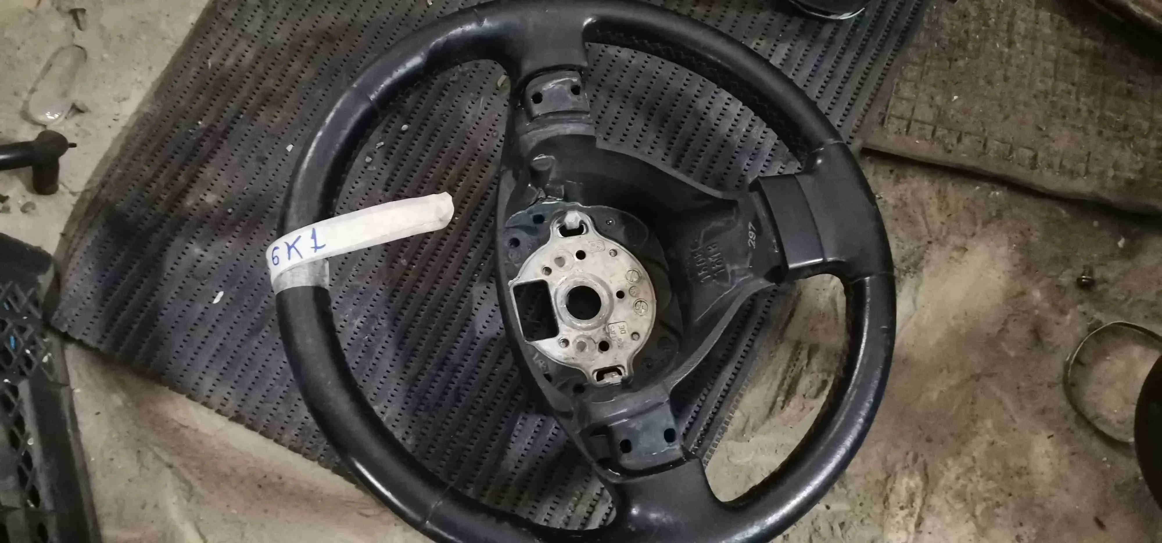 Руль 3c9953513C