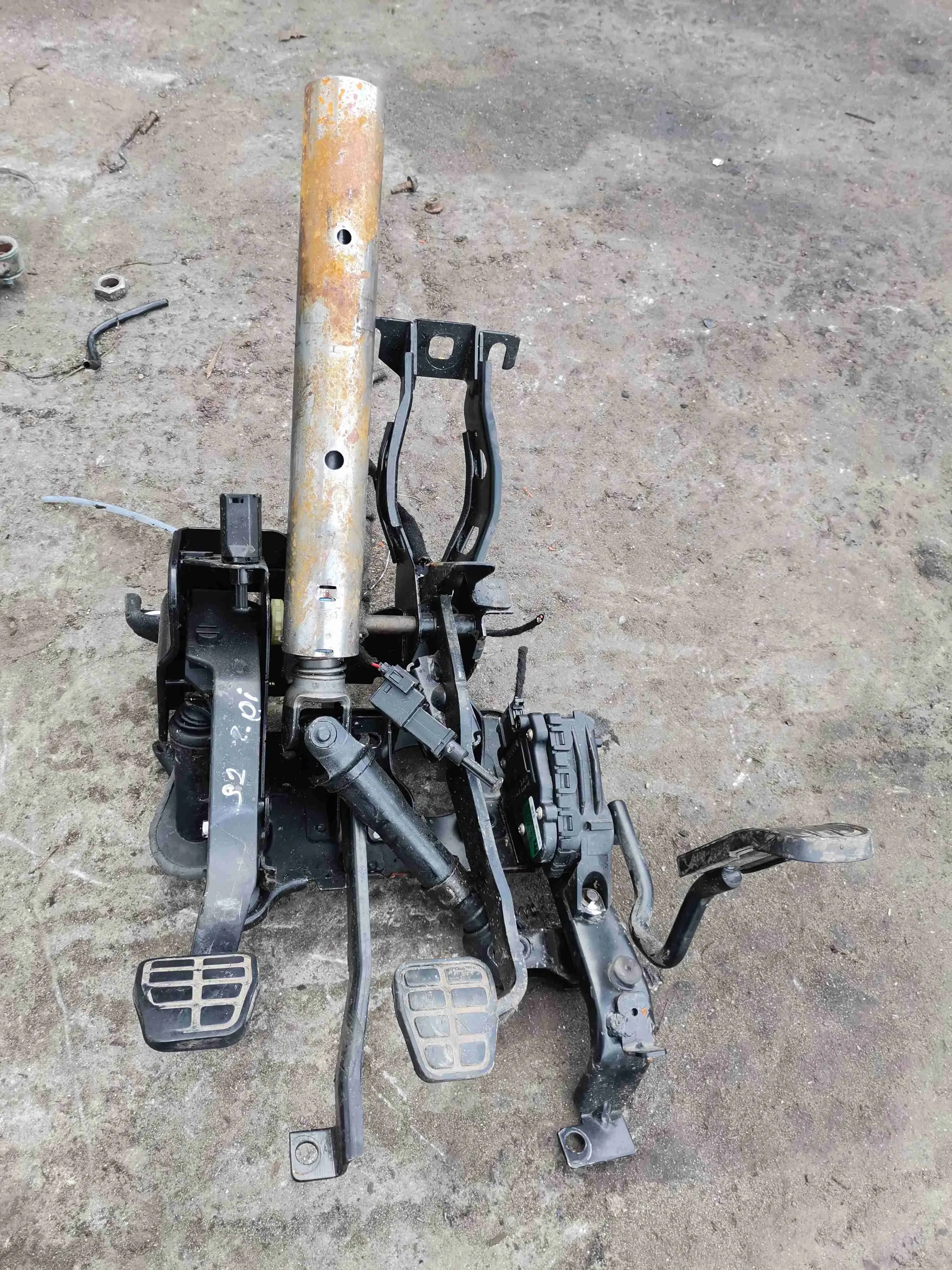 Скоба суппорта ID-0a456178