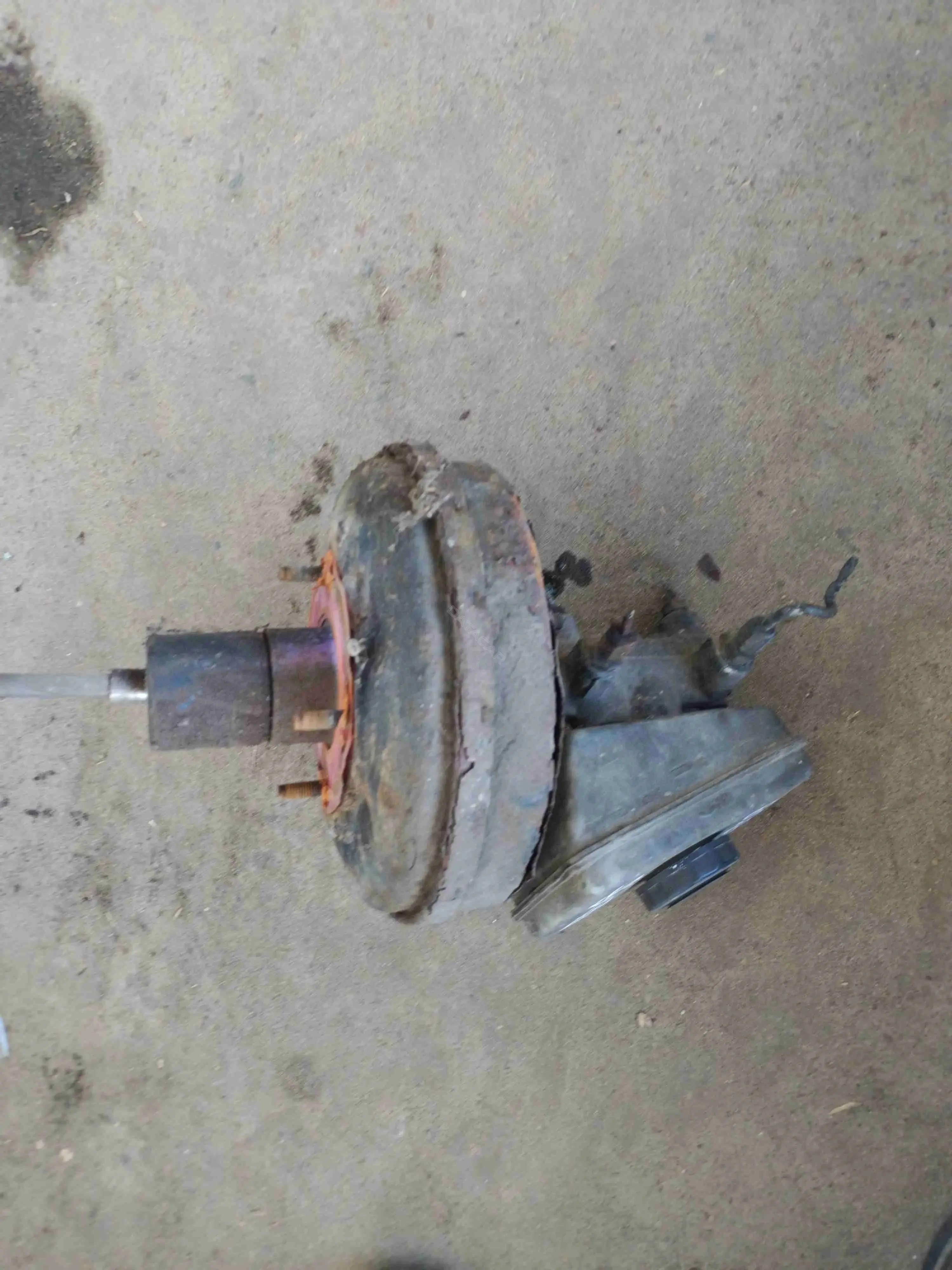 Вакуумный усилитель тормозов ID-45fa9215