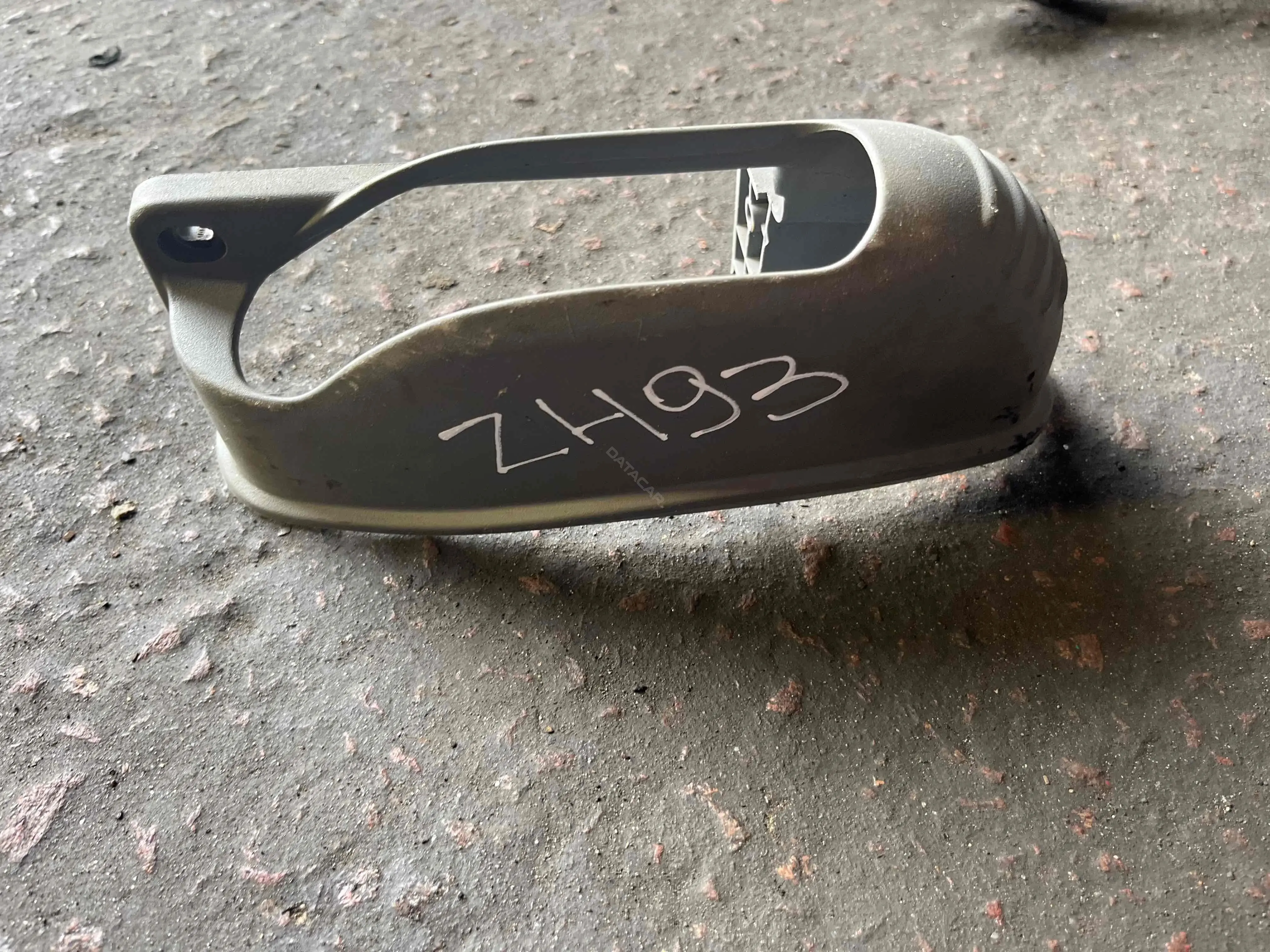 Пластик салона 14747230