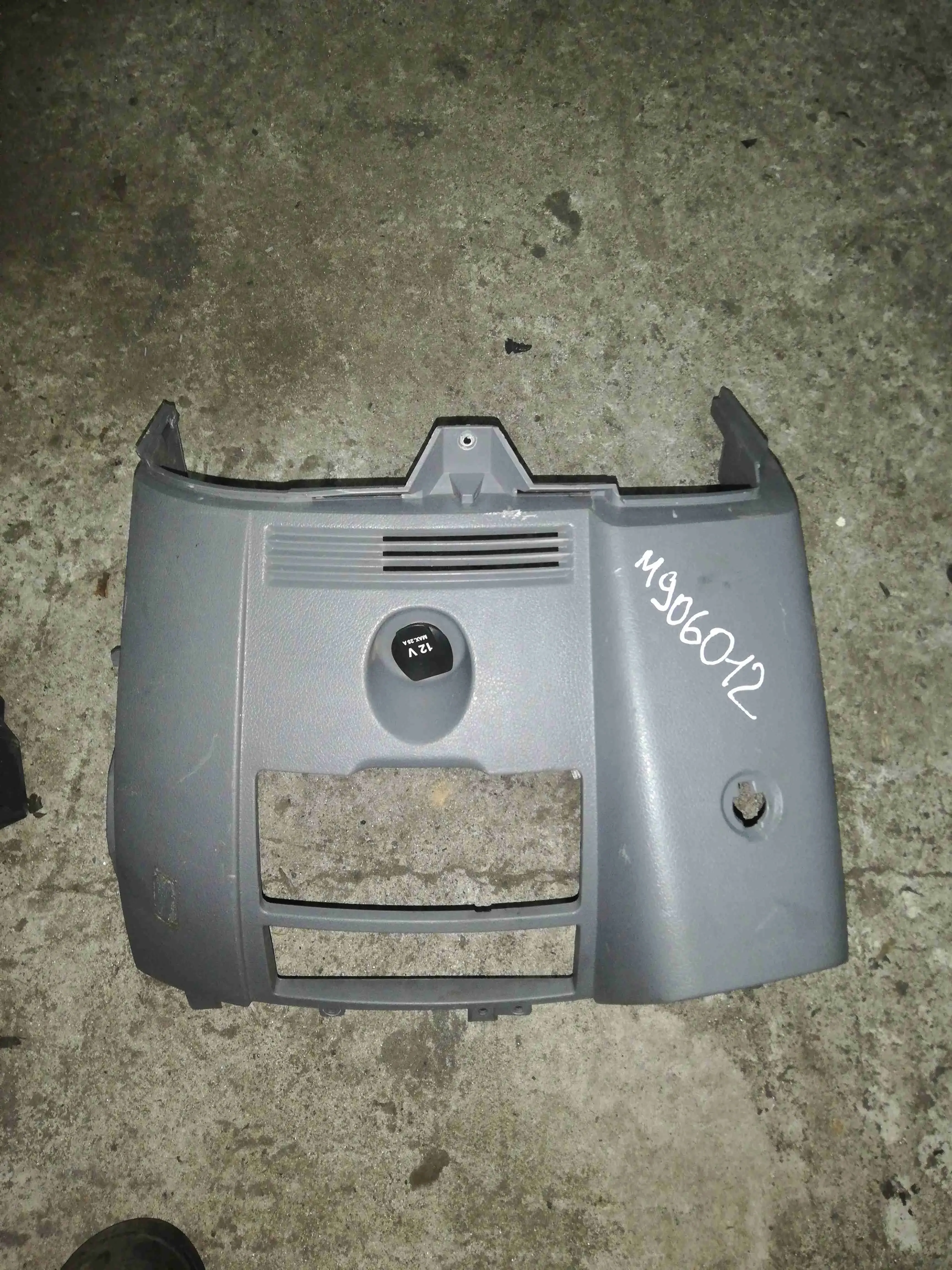 Пластик салона A9066800031