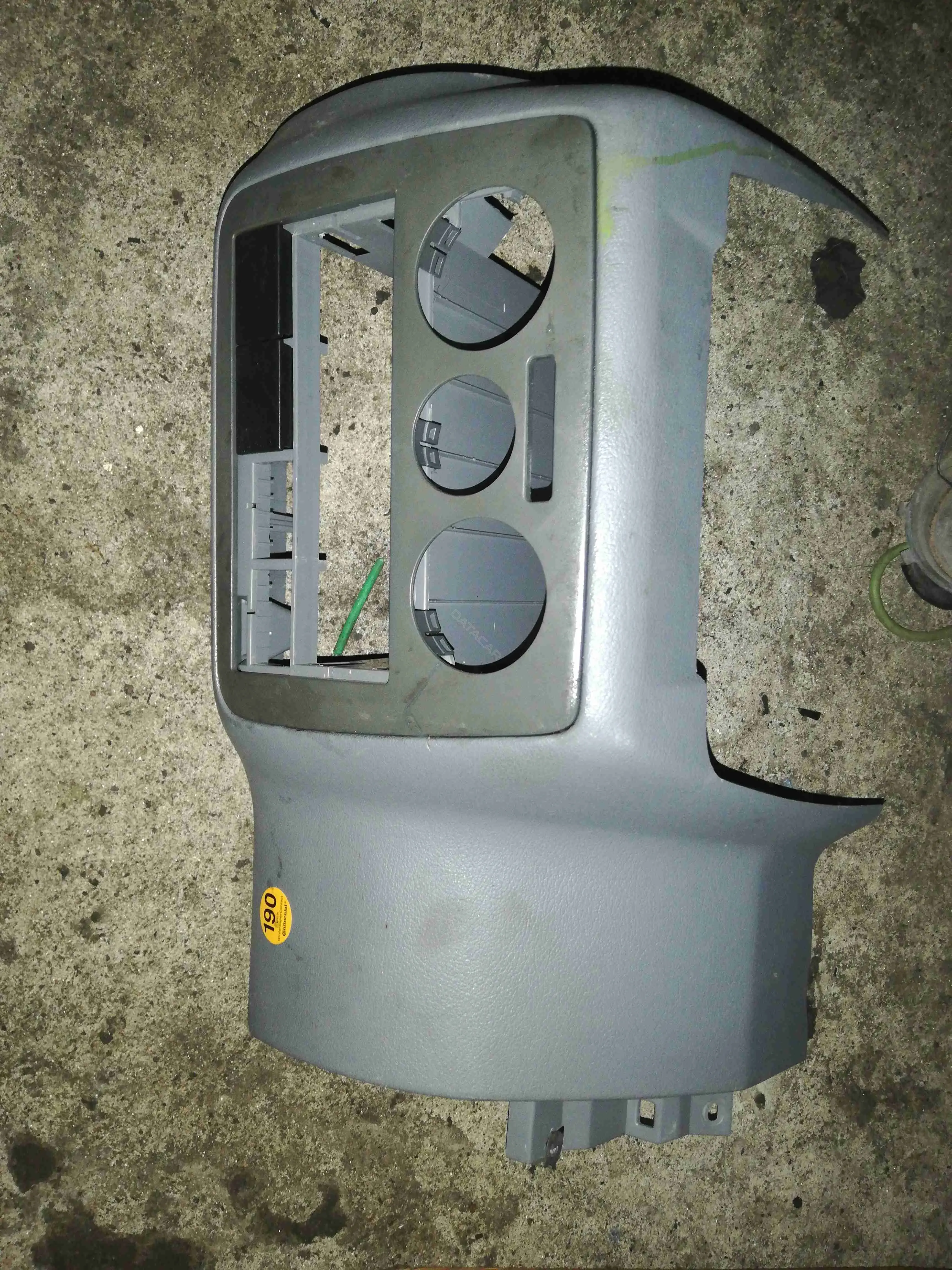 Пластик салона 1u1858087