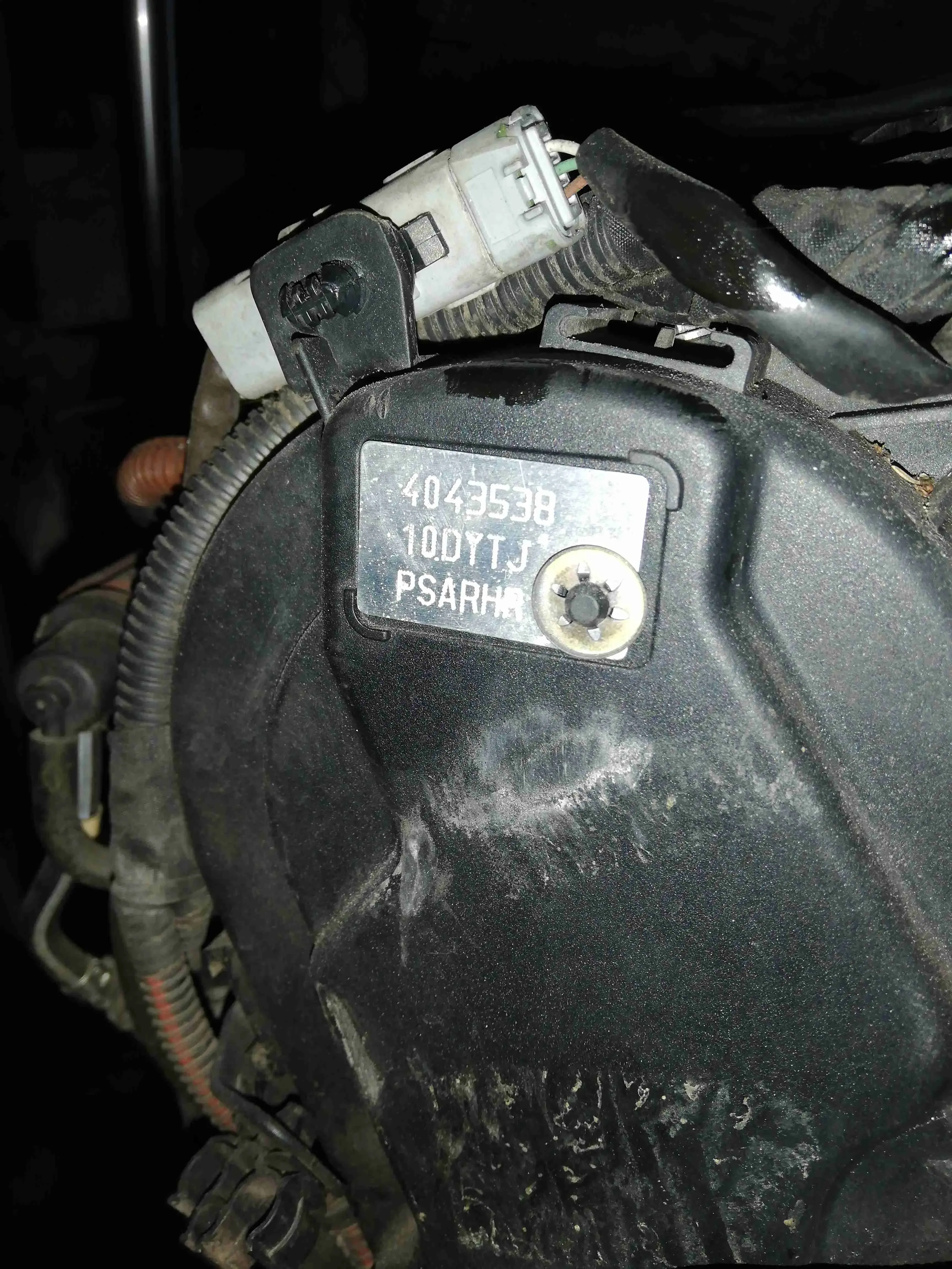 Двигатель в сборе 10DYTJ