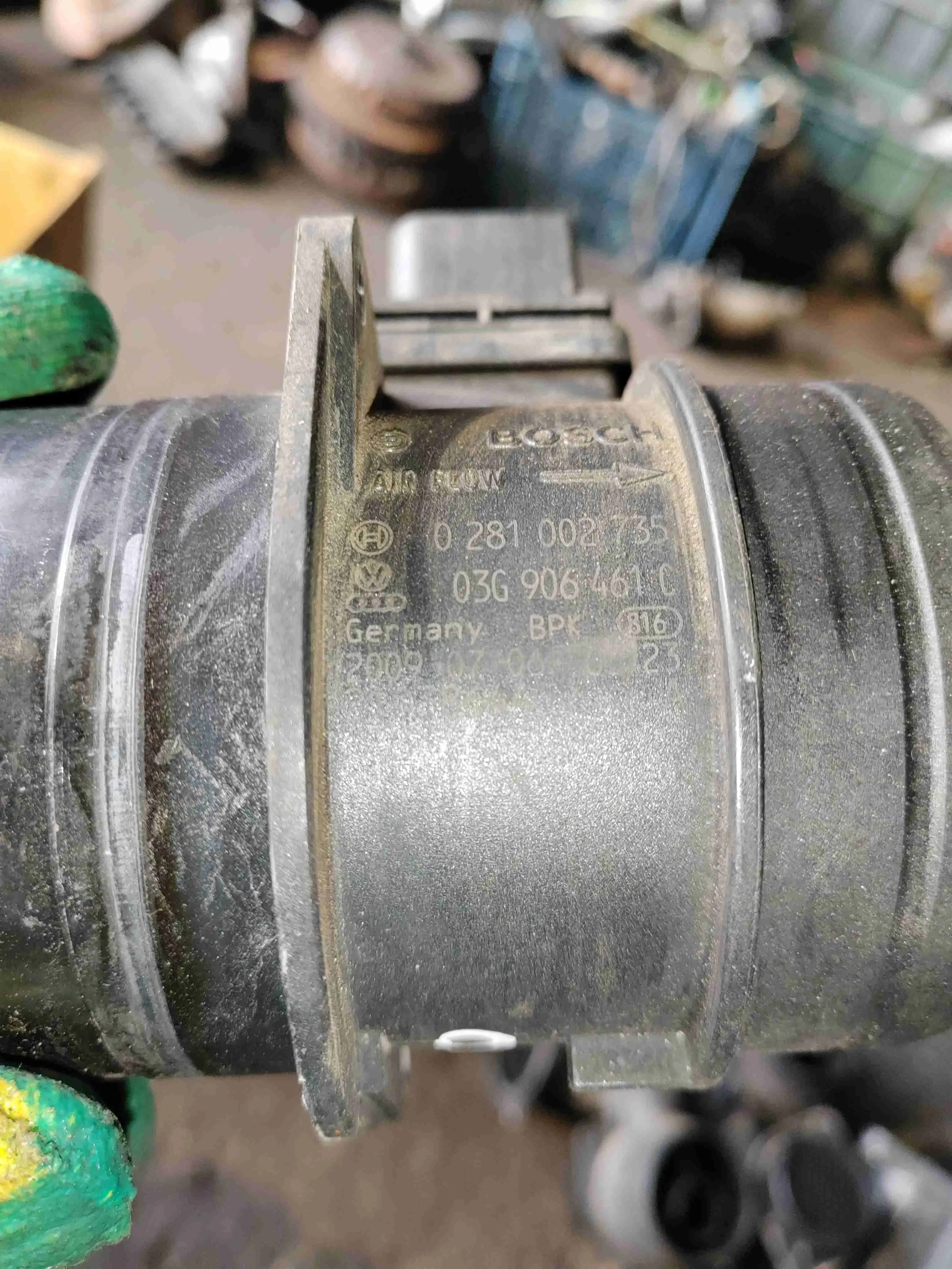 Расходомер воздуха 03G906461C