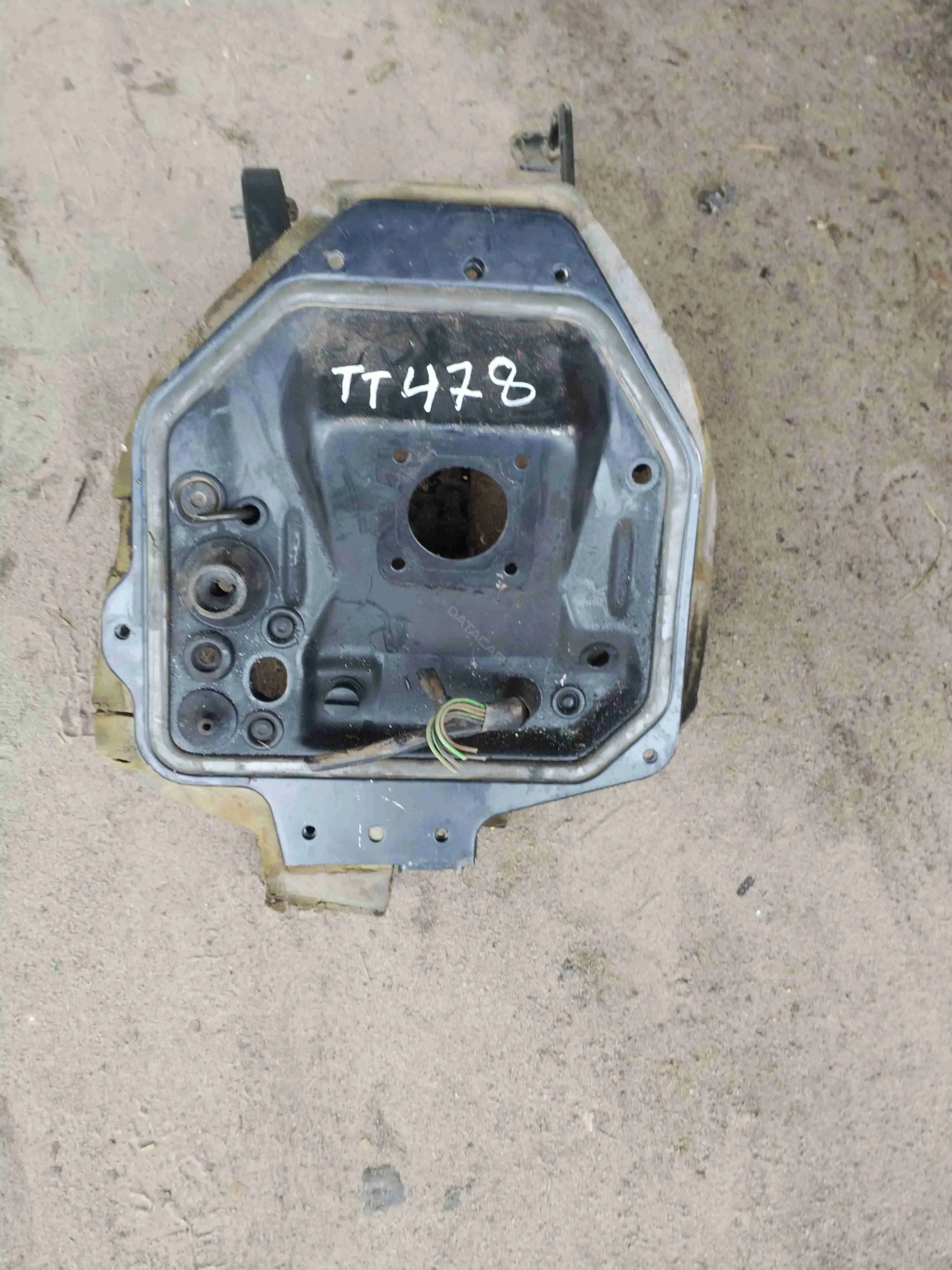 Скоба суппорта 701721315B