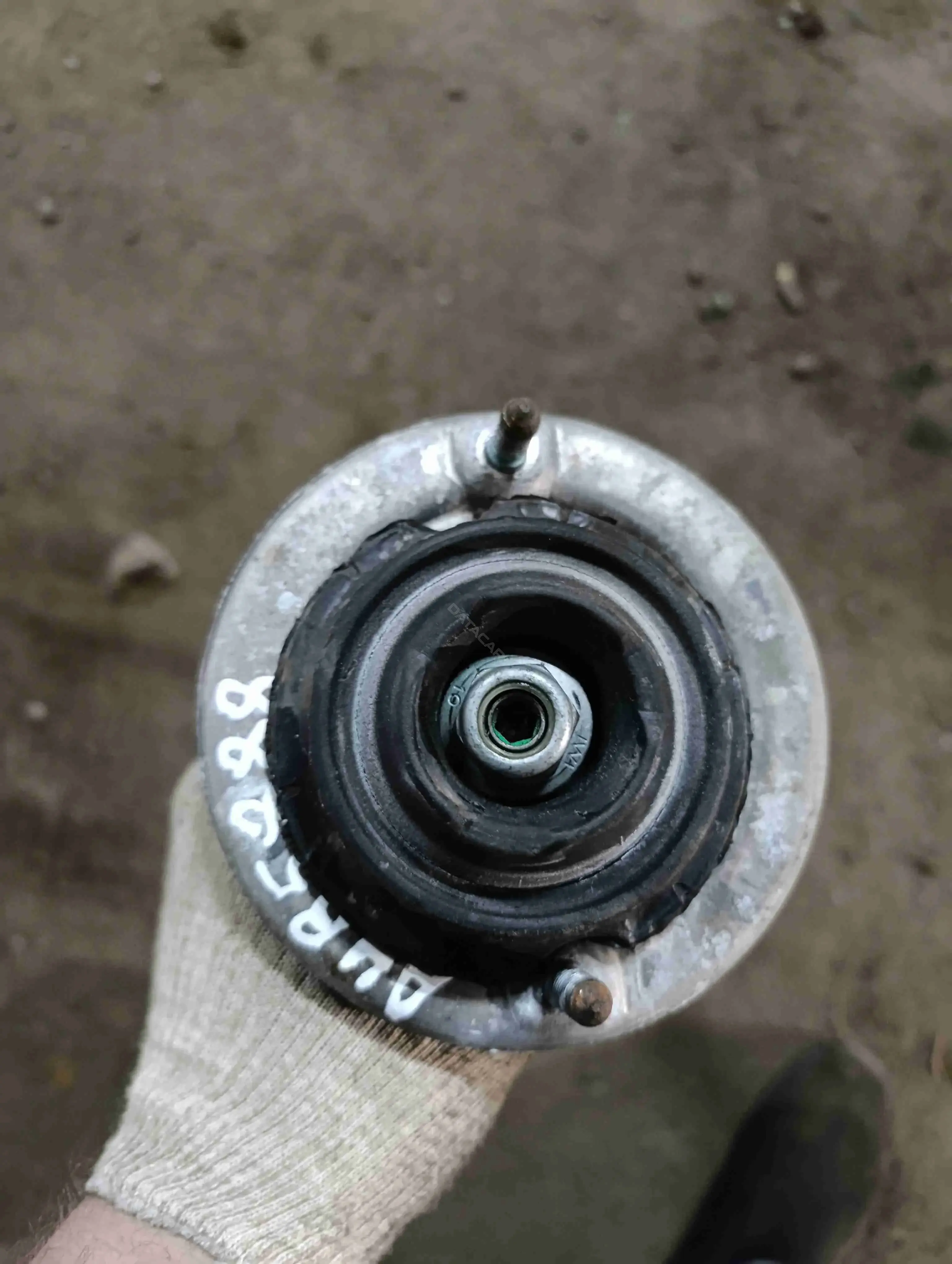 Амортизаторы 3B0413031Q