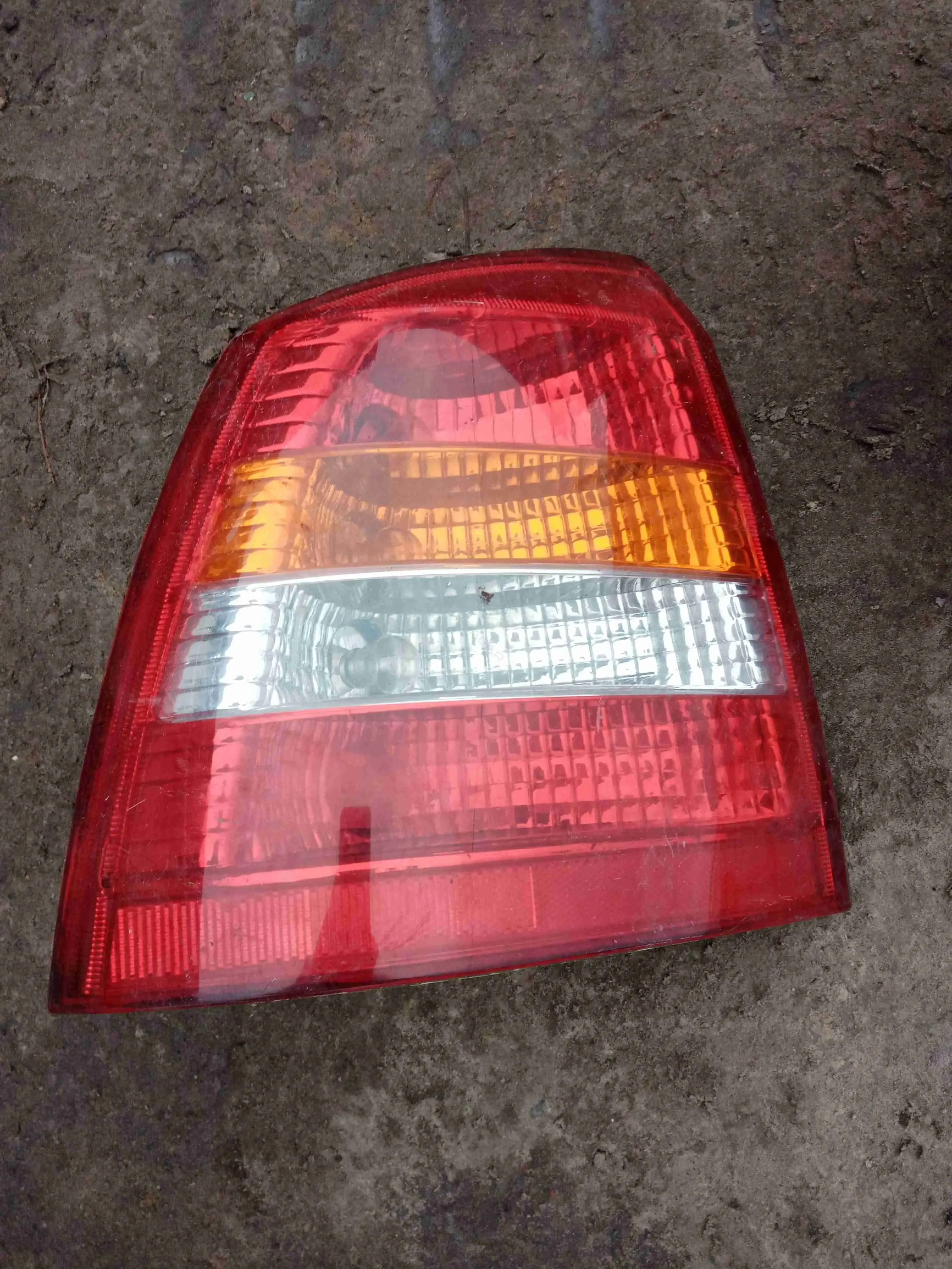 Задние фонари AGX